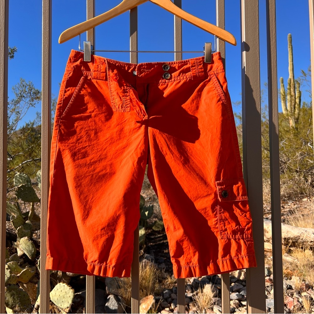 ⬇️💲Ann Taylor Ladies Capri Shorts With Pockets Size 2 Color Burnt Orange